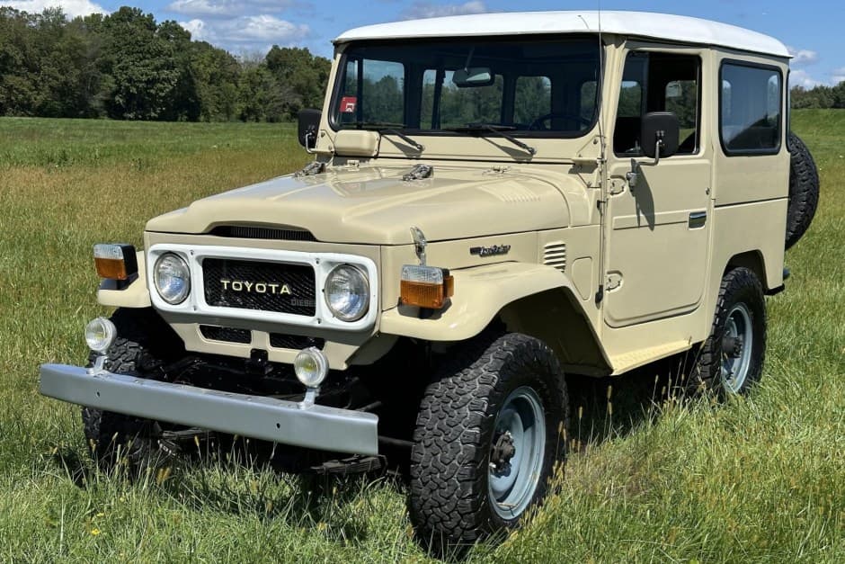 1984 Toyota Land Cruiser FJ40 sold for $22,500