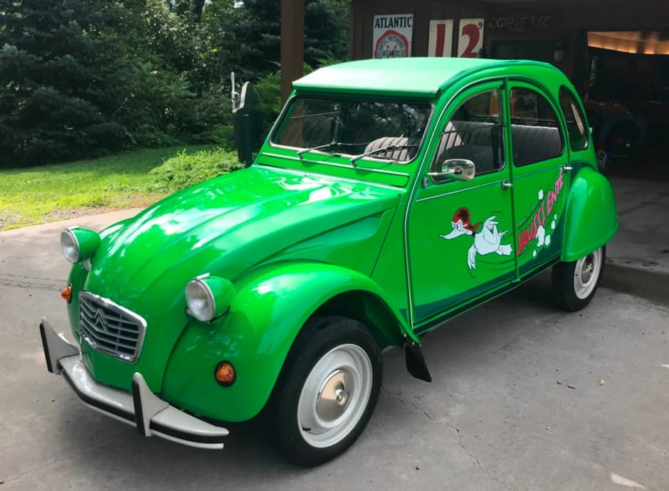 1985 Citroen 2CV sold for $14,500
