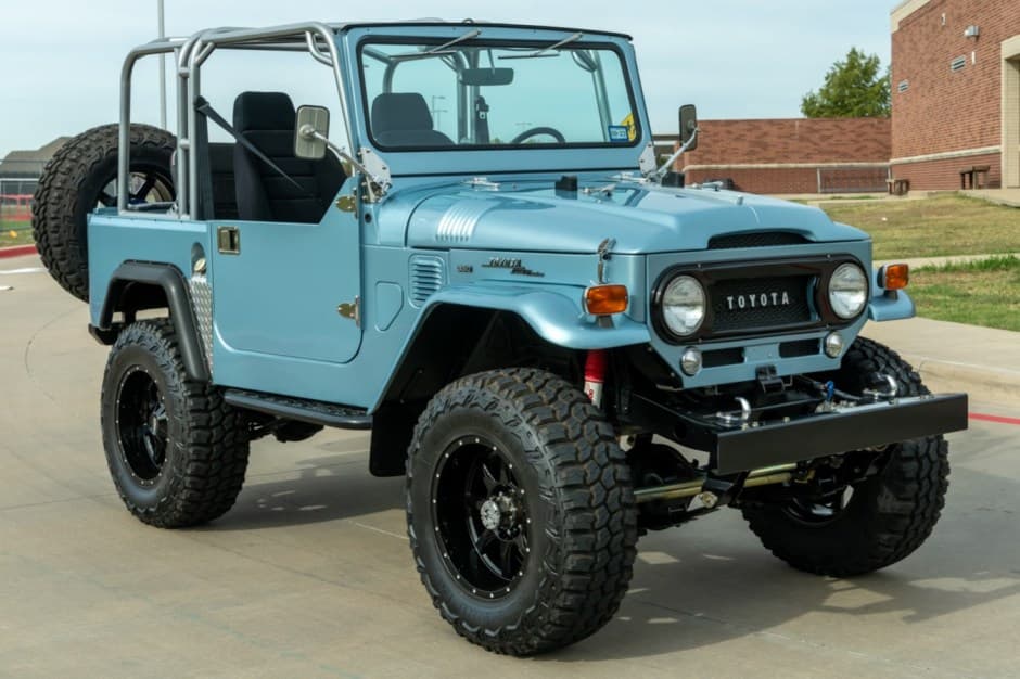 1968 Toyota Land Cruiser FJ40 sold for $28,250