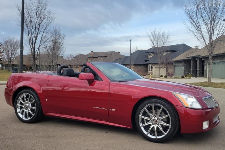 2008 Cadillac XLR sold for $27,508