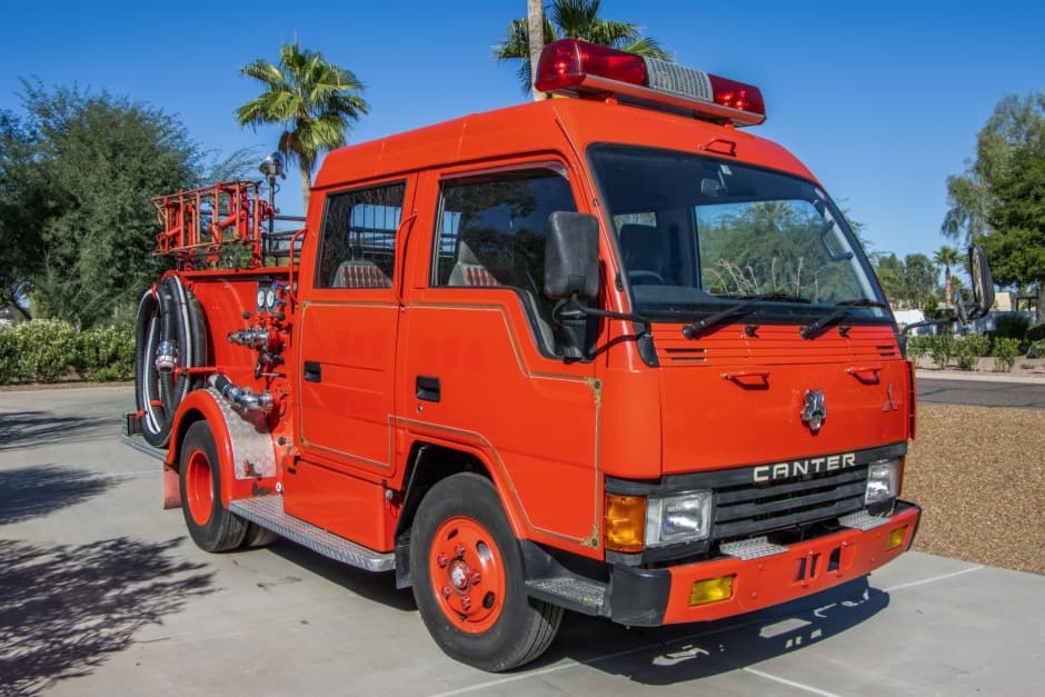 1988 Mitsubishi Canter sold for $26,000