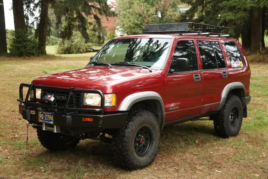1995 Isuzu Trooper sold for $6,000