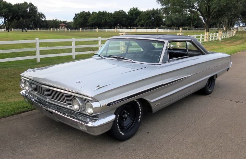 1964 Ford Galaxie sold for $34,270