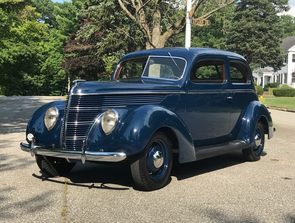 1938 Ford Standard, Deluxe, & Super Deluxe sold for $29,250