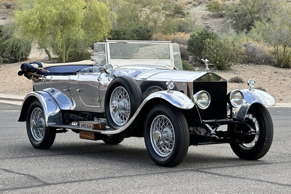 1925 Rolls-Royce 40/50 Silver Ghost sold for $251,000