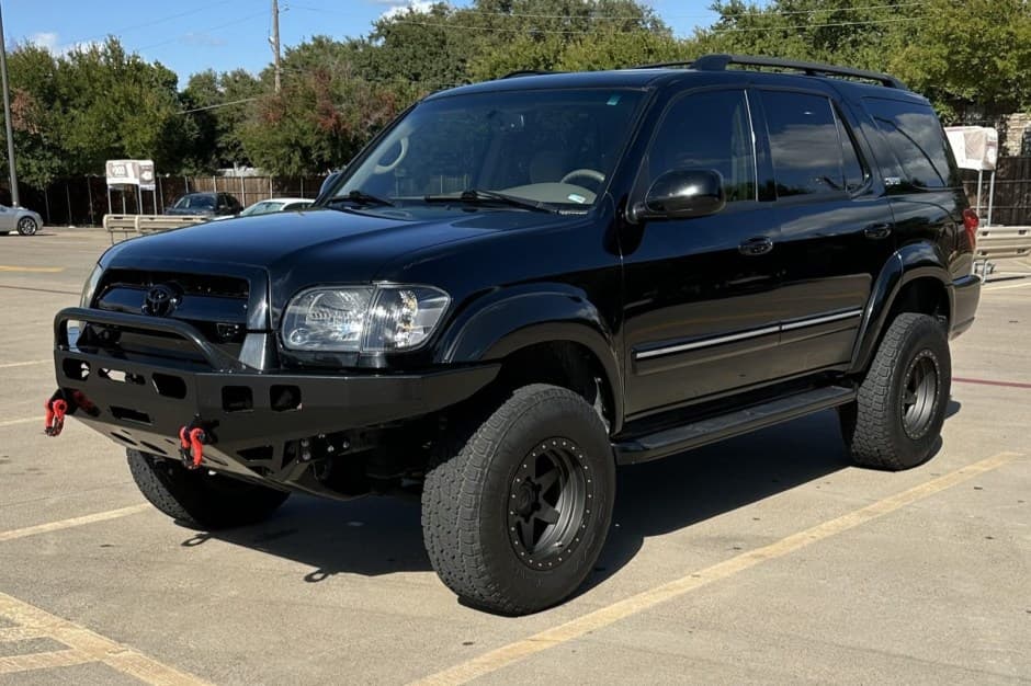 2007 Toyota Sequoia sold for $14,751