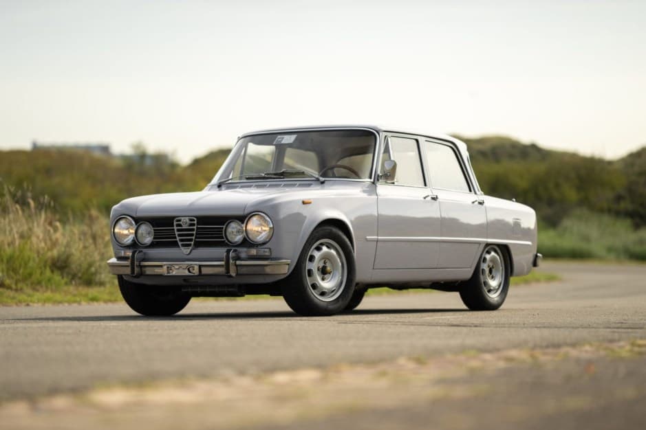 1972 Alfa Romeo 105 Series Sedan sold for $24,000