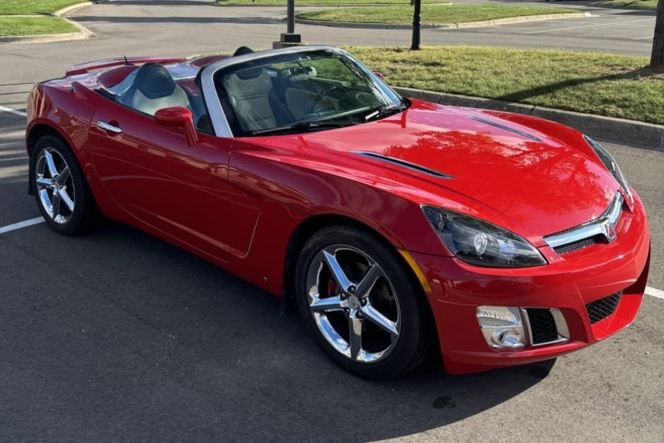 2008 Saturn Sky sold for $15,000