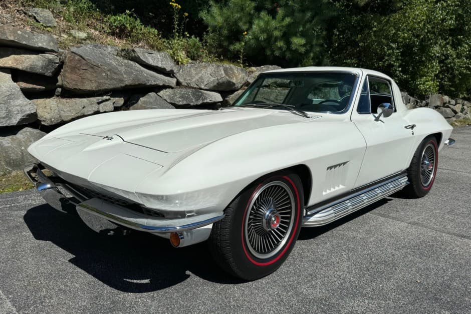 1967 Chevrolet Corvette C2 sold for $81,000