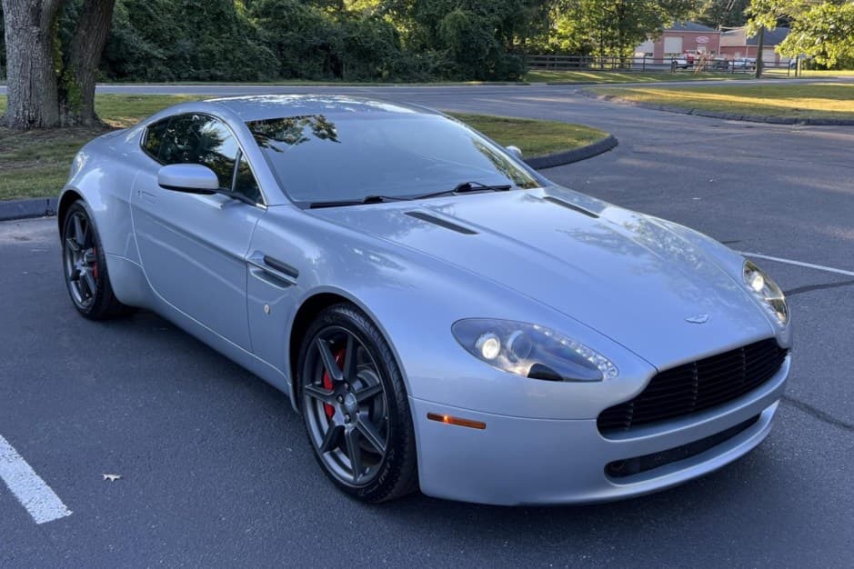 2008 Aston Martin V8 Vantage (2006+) sold for $32,500