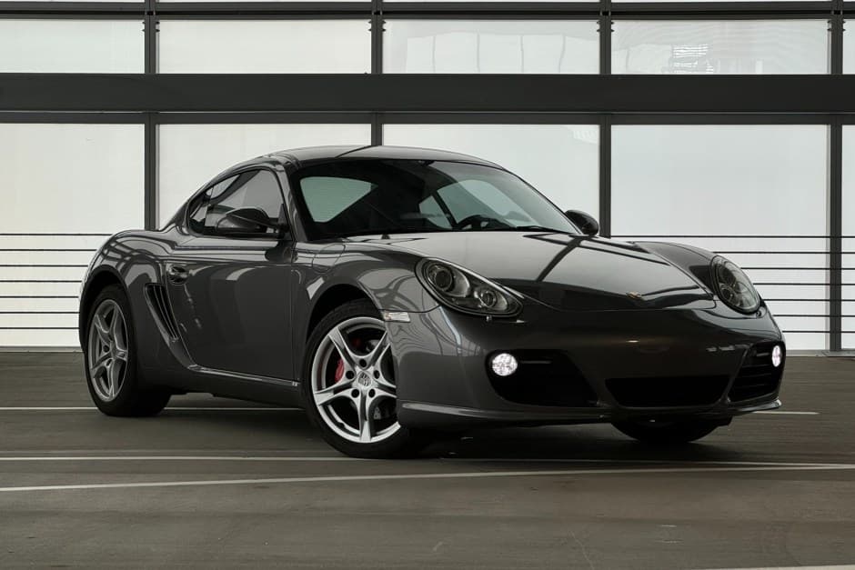 2009 Porsche 987 Cayman sold for $31,000