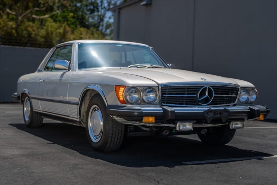 1976 Mercedes-Benz C107 SLC sold for $14,514