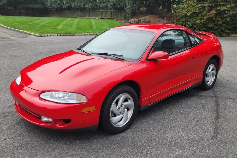 1996 Mitsubishi Eclipse, Eagle Talon, & Plymouth Laser sold for $17,250