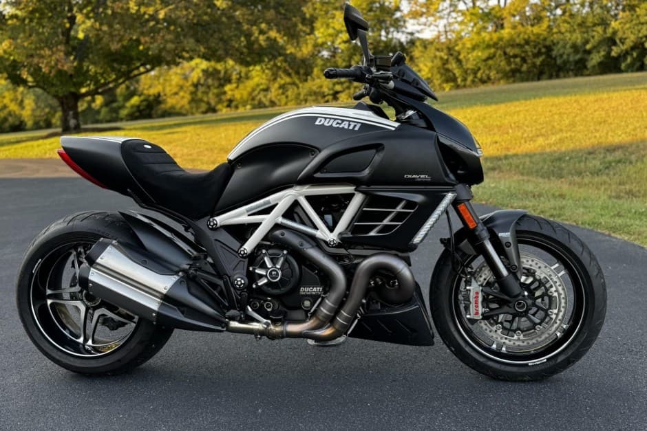 2013 Ducati Diavel sold for $9,977