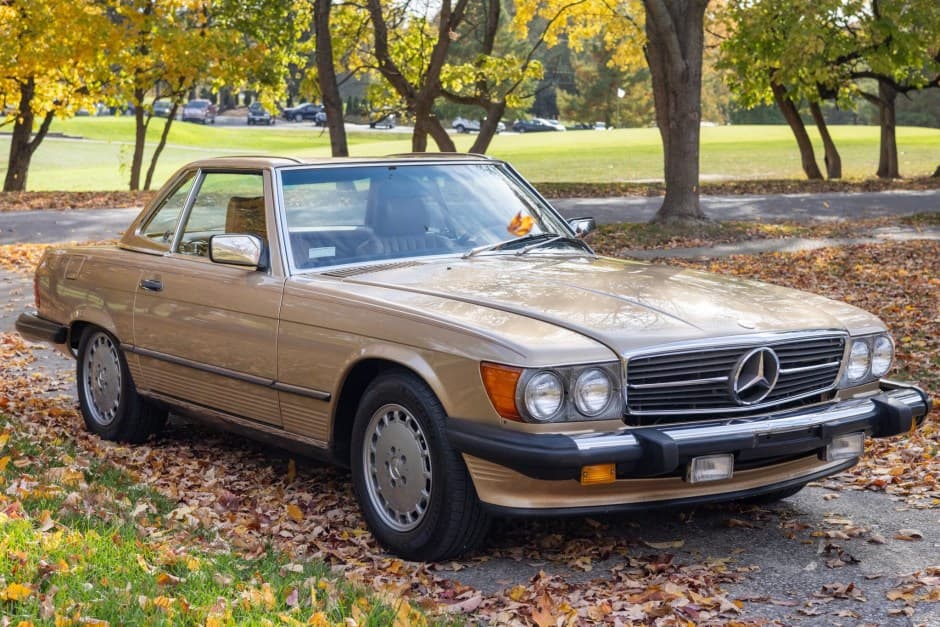 1986 Mercedes-Benz R107 SL sold for $14,250