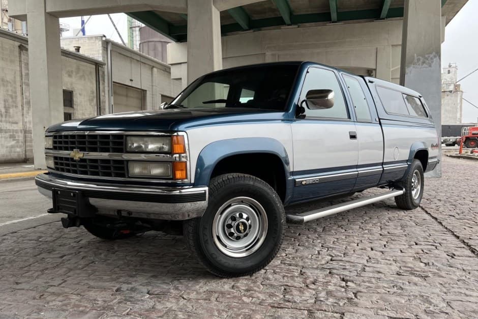 1991 Chevrolet C/K GMT400 (1988-2002) sold for $16,259