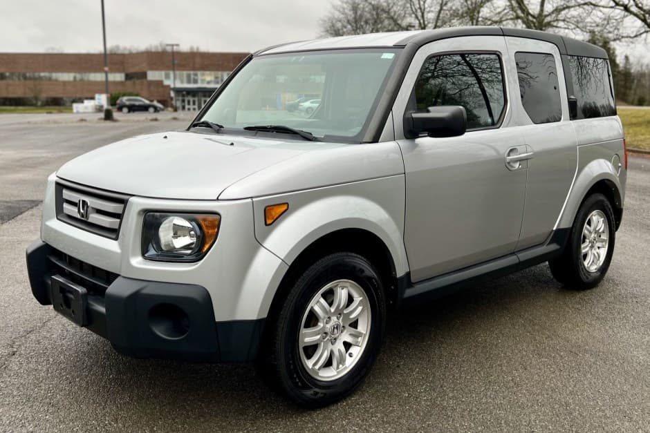 2007 Honda Element sold for $18,250