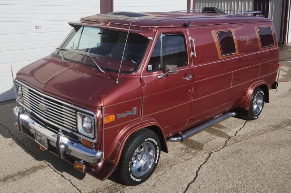 1977 Chevrolet G-Series Van sold for $19,000