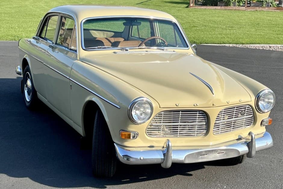1965 Volvo Amazon sold for $19,000