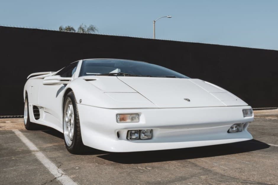 1991 Lamborghini Diablo sold for $235,200