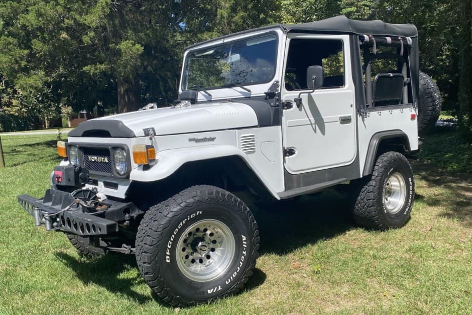 1979 Toyota Land Cruiser FJ40 sold for $23,000