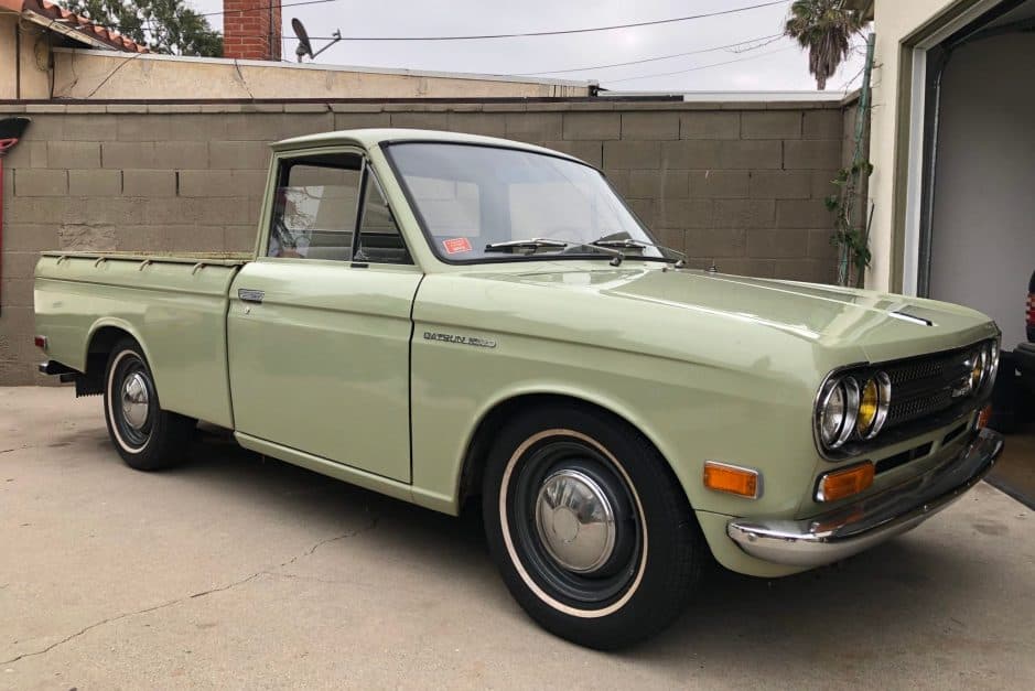 1971 Datsun Pickup sold for $8,900