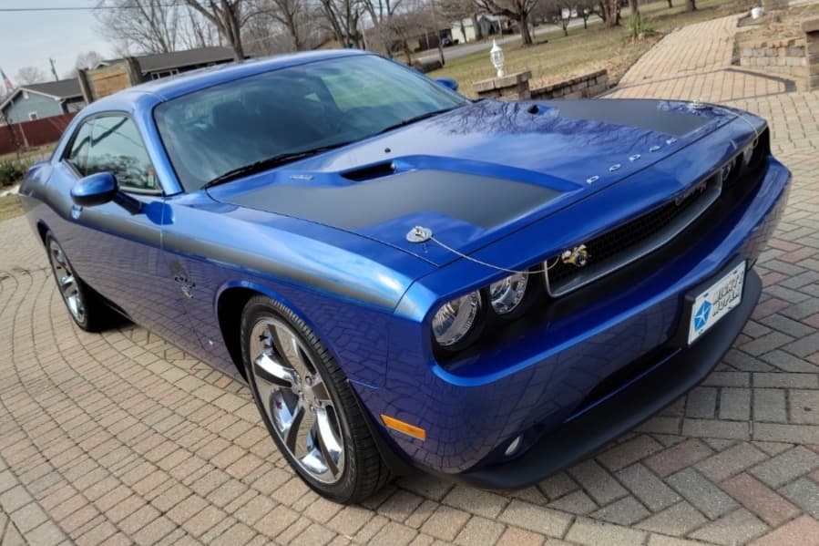 2012 Dodge Challenger (non-SRT, 2009-2023) sold for $23,500