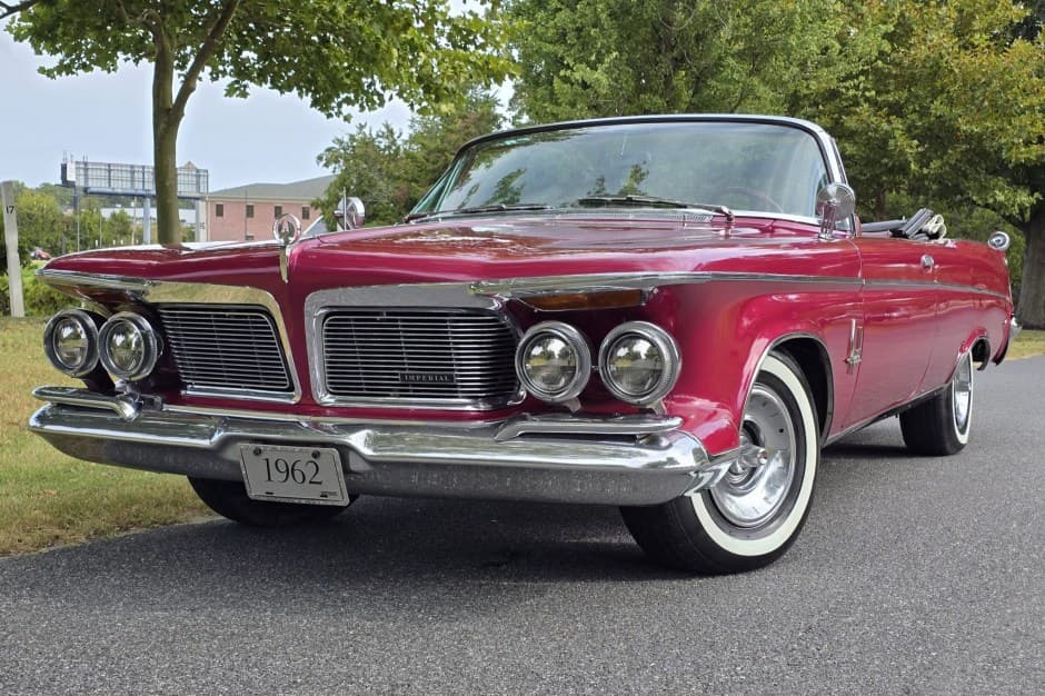 1962 Chrysler Imperial sold for $18,000