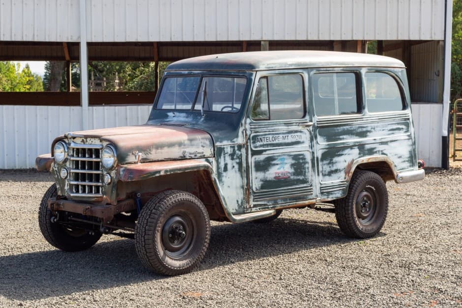 1951 Willys Jeep Wagon sold for $6,951