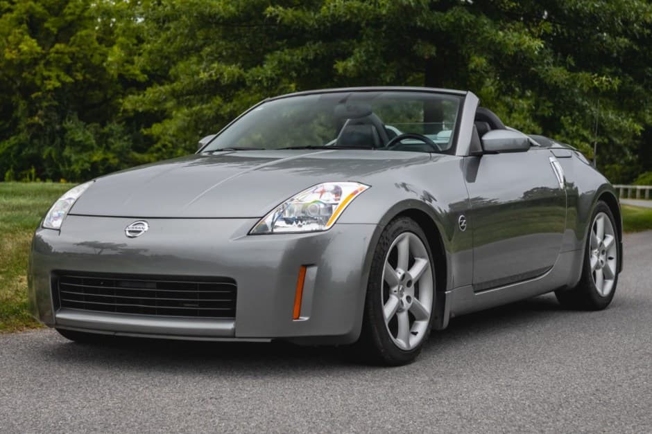 2004 Nissan 350Z sold for $13,000