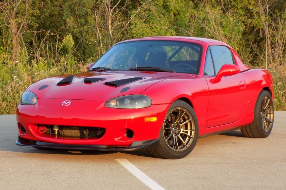 1999 Mazda NB MX-5 Miata sold for $36,000