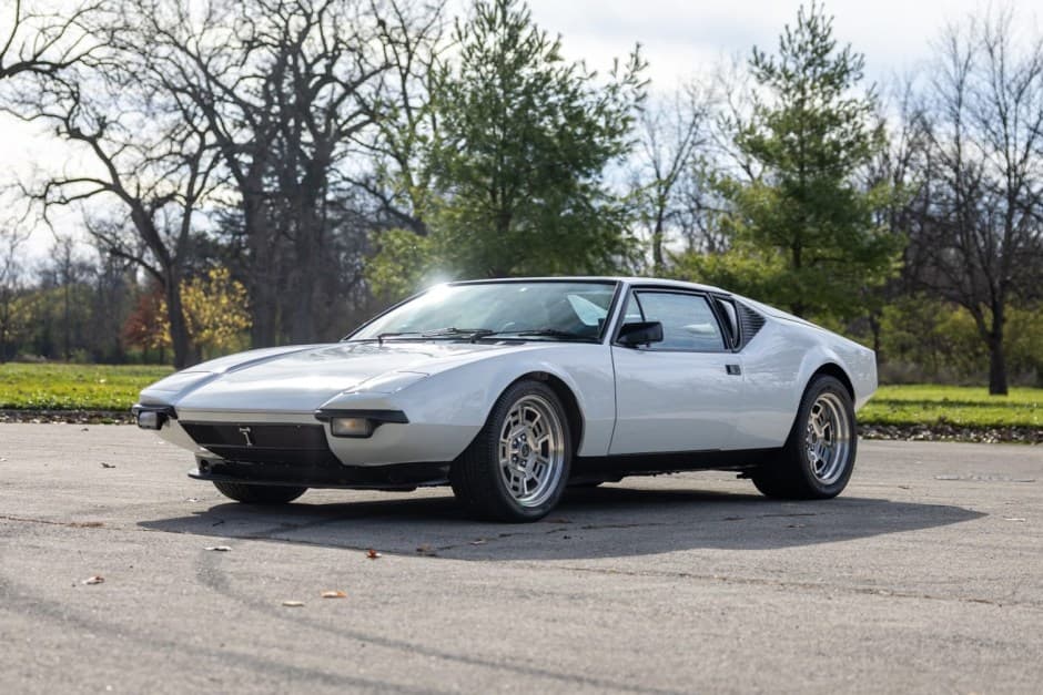 1972 DeTomaso Pantera sold for $90,000