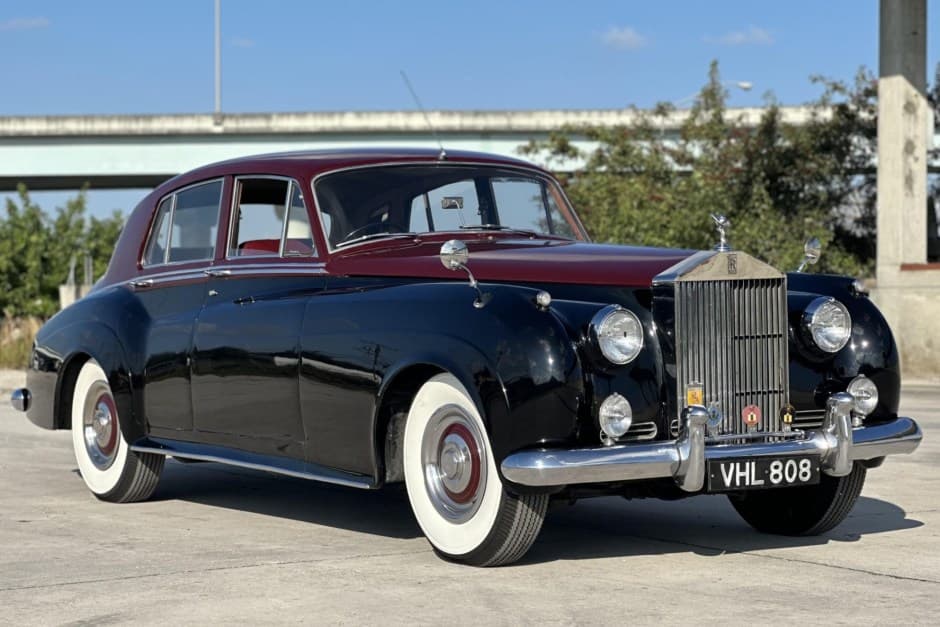 1961 Rolls-Royce Silver Cloud & Phantom V sold for $29,000
