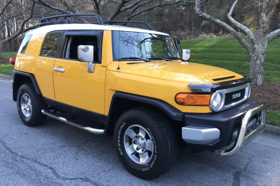 2008 Toyota FJ Cruiser sold for $40,250