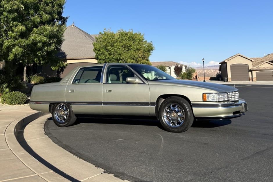1996 Cadillac DeVille sold for $3,550