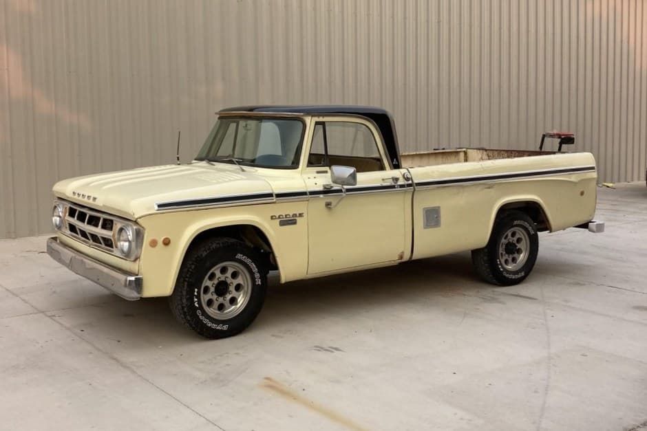 1968 Dodge D-Series (1965-1971) sold for $7,250