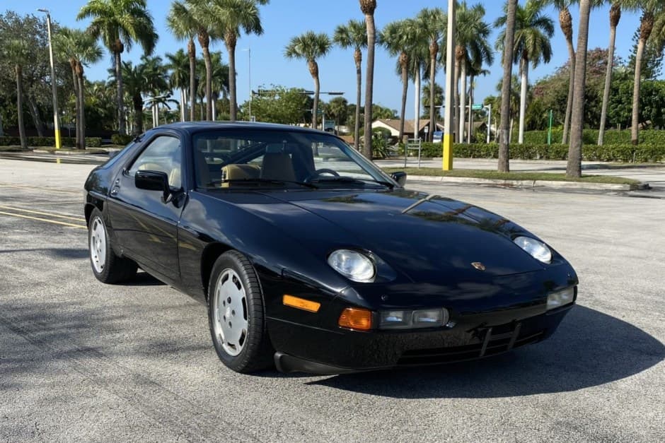 1988 Porsche 928 sold for $52,500