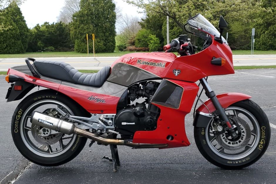 1984 Kawasaki Ninja sold for $4,800