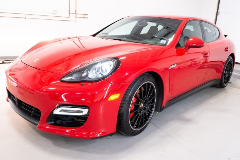 2013 Porsche Panamera sold for $30,500