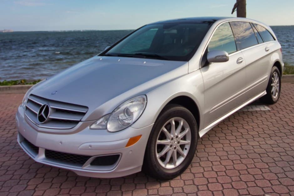 2006 Mercedes-Benz W251 R-Class sold for $21,000