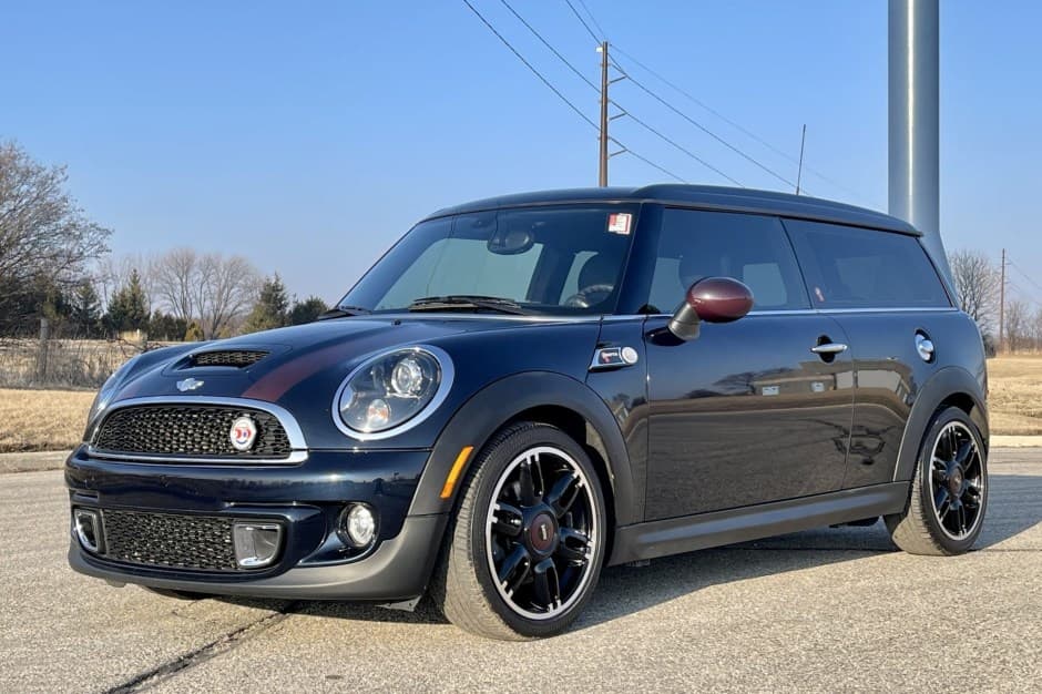 2011 Mini R55 Clubman sold for $17,500