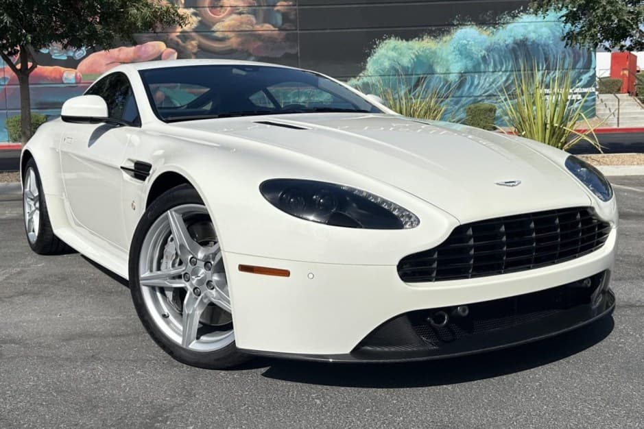 2016 Aston Martin V8 Vantage (2006+) sold for $80,000