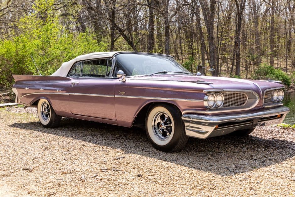 1959 Pontiac Catalina sold for $28,500