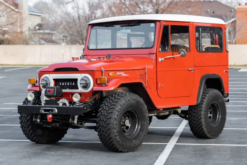 1973 Toyota Land Cruiser FJ40 sold for $39,000
