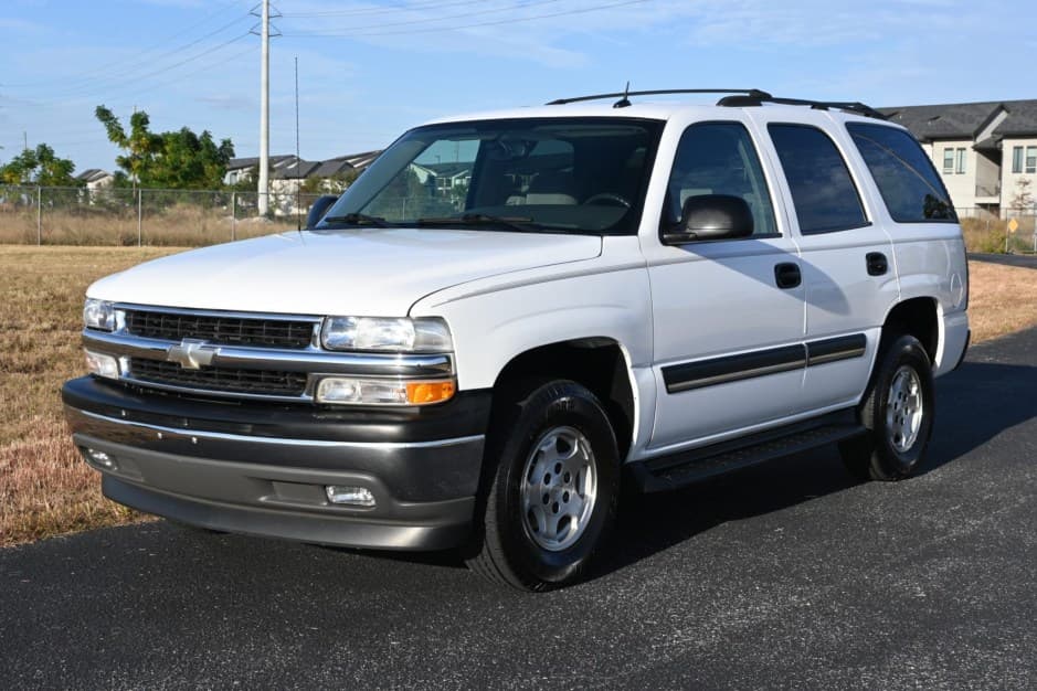 2005 Chevrolet Tahoe GMT800 sold for $20,327