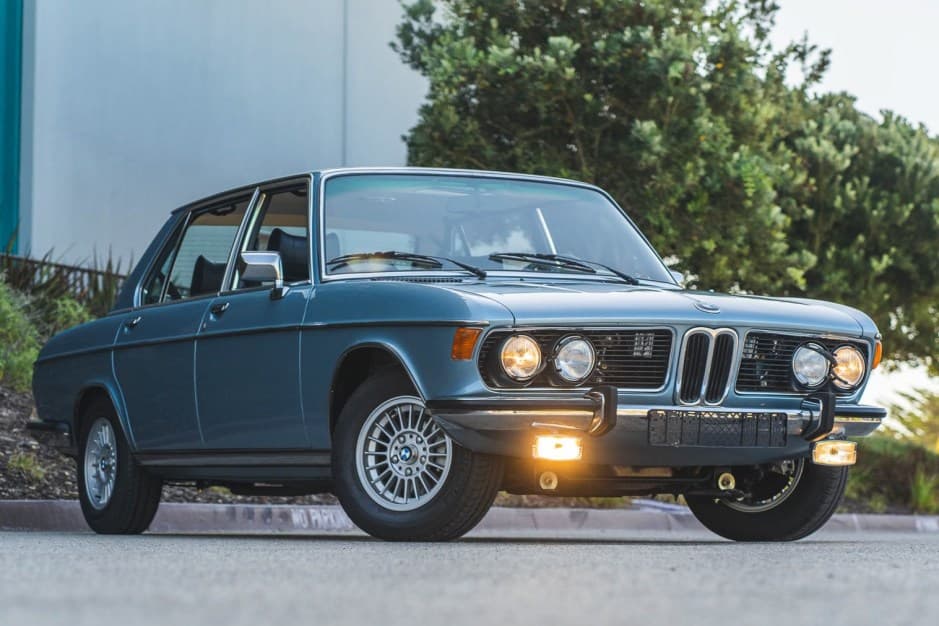 1976 BMW E3 sold for $30,000