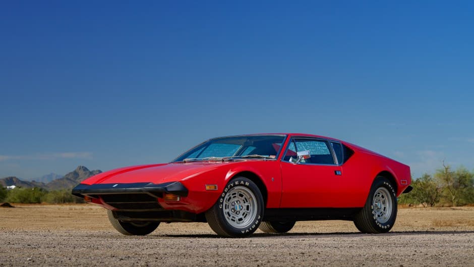 1973 DeTomaso Pantera sold for $110,000