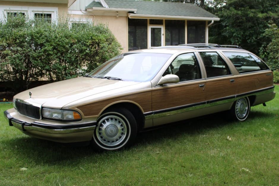 1996 Buick Roadmaster sold for $12,500