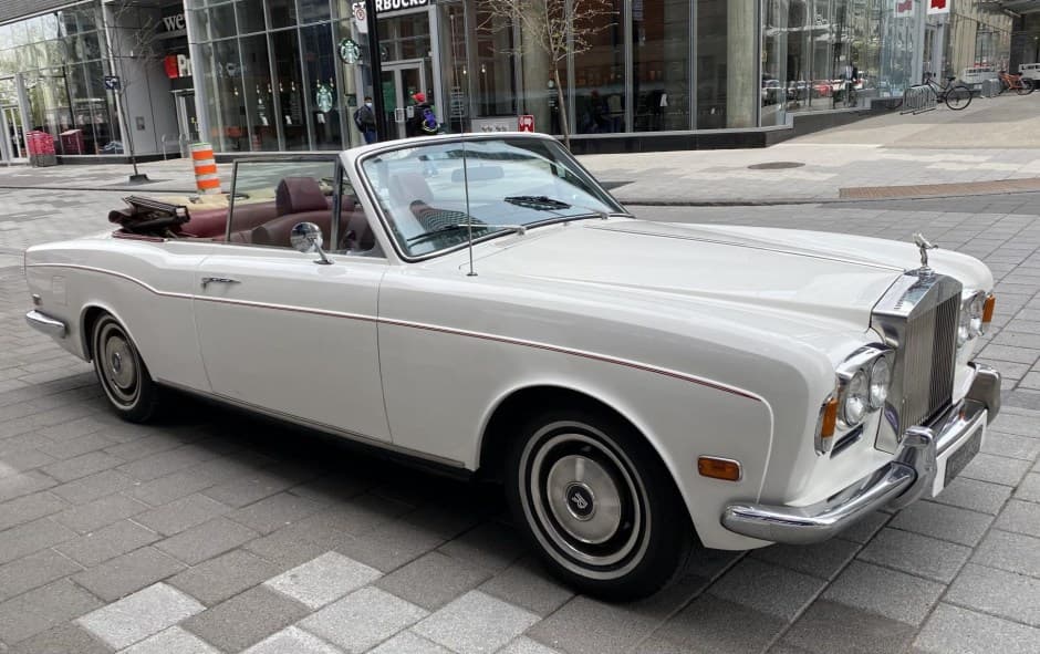1971 Rolls-Royce Corniche sold for $35,000