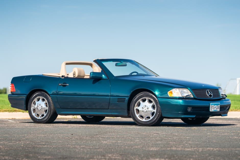 1994 Mercedes-Benz R129 SL sold for $10,501